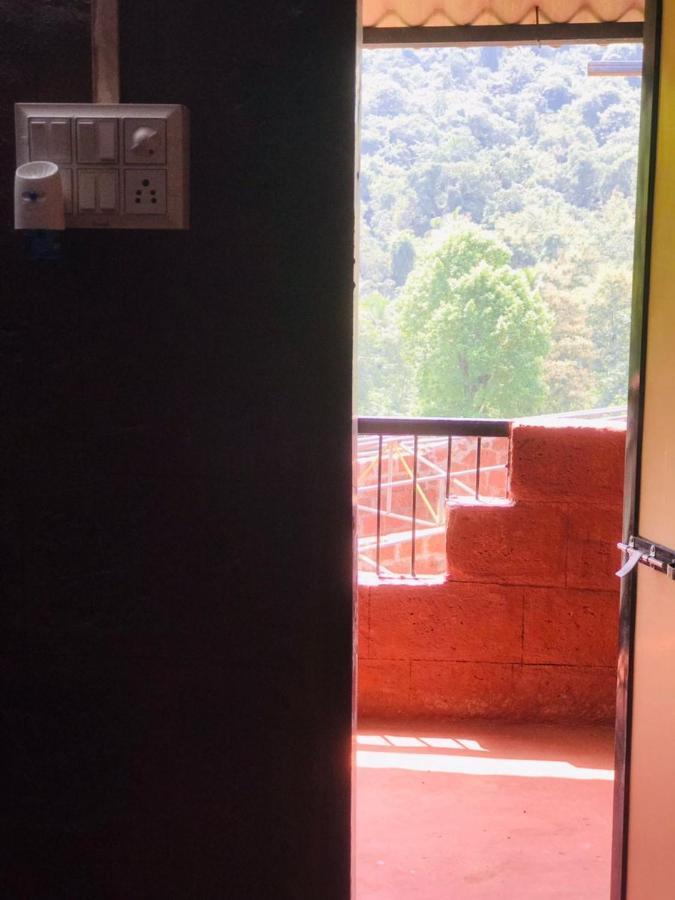 Rohan Homestay By Traviget Hospitality, Dapoli-Konkan Harnai Kültér fotó