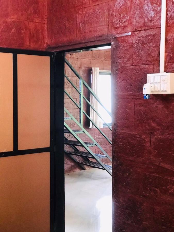 Rohan Homestay By Traviget Hospitality, Dapoli-Konkan Harnai Kültér fotó